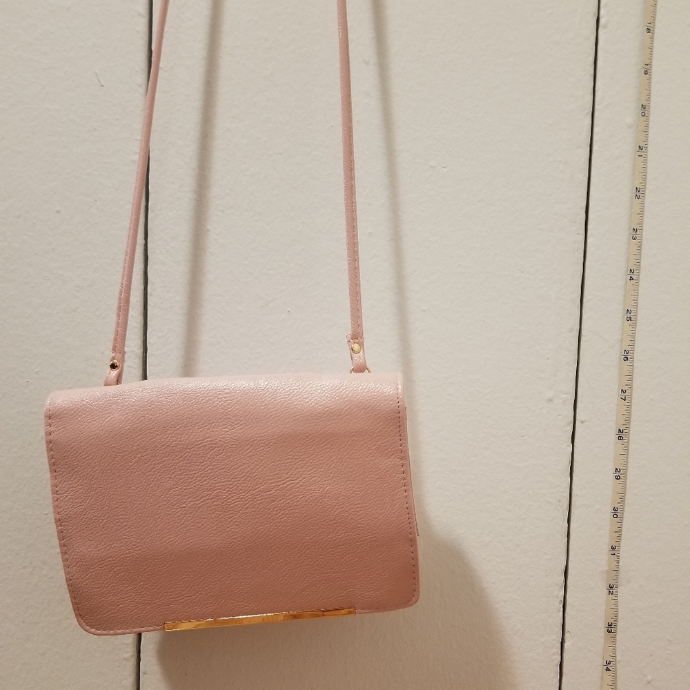 Cute purse like-new
